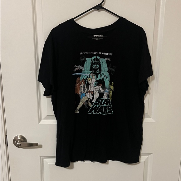 Torrid Black Star Wars Graphic Tee - Picture 1 of 4